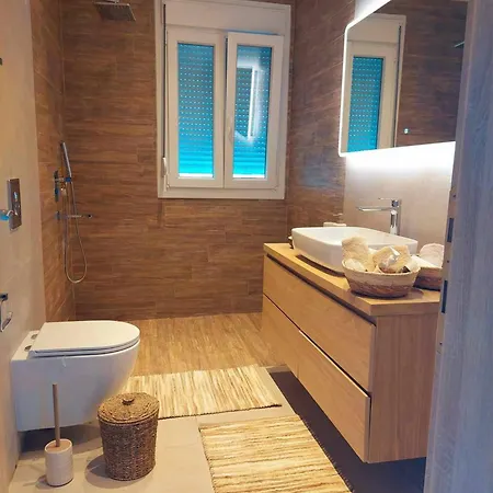 Maya 5, Junior With Big Terrace Apartament *