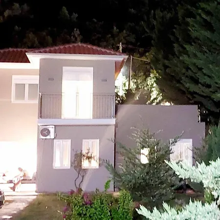 Maya 5, Junior With Big Terrace